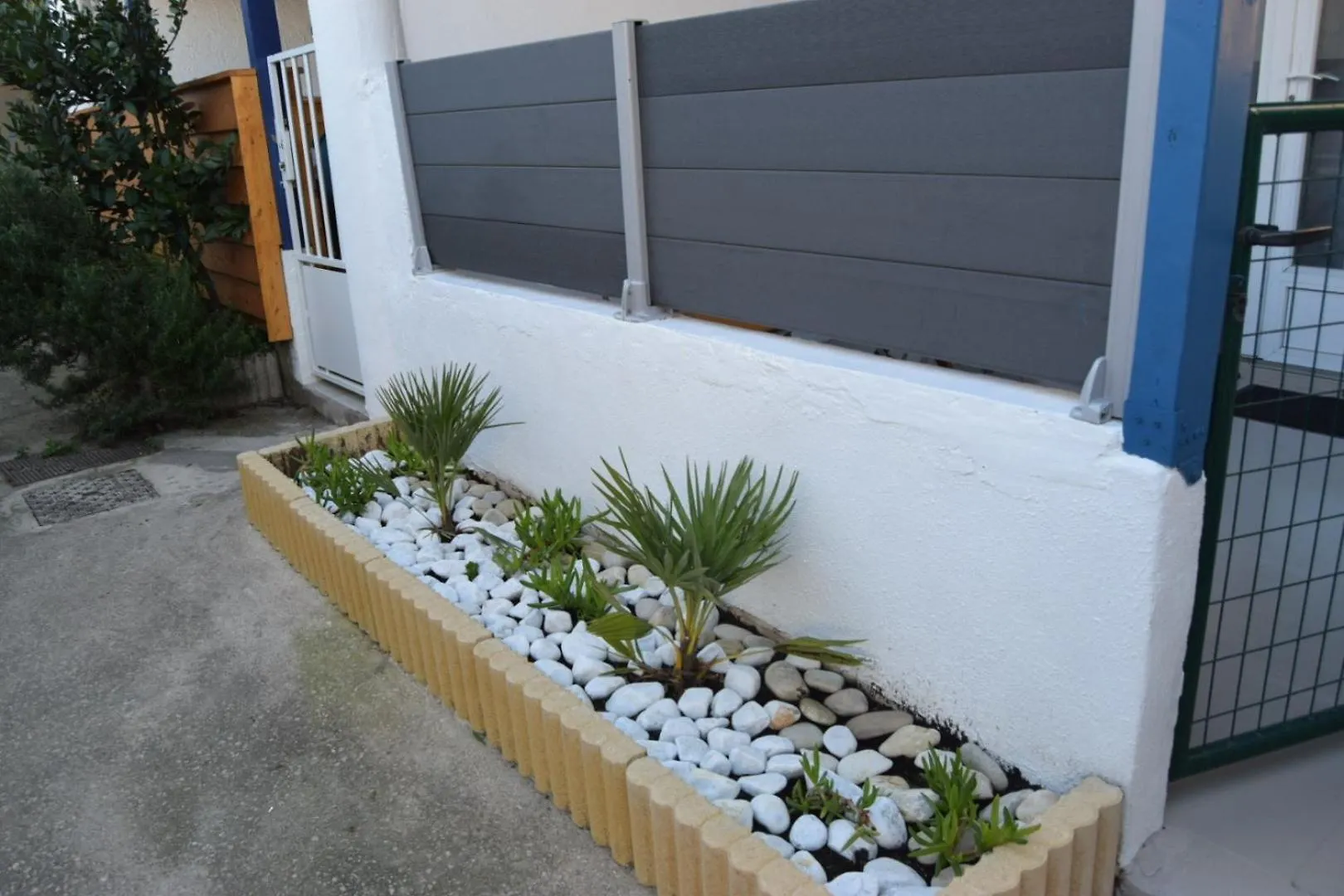 Apartment L' Escale Plage 50M ,Clim, Wifi, Box Tv Fos-sur-Mer France